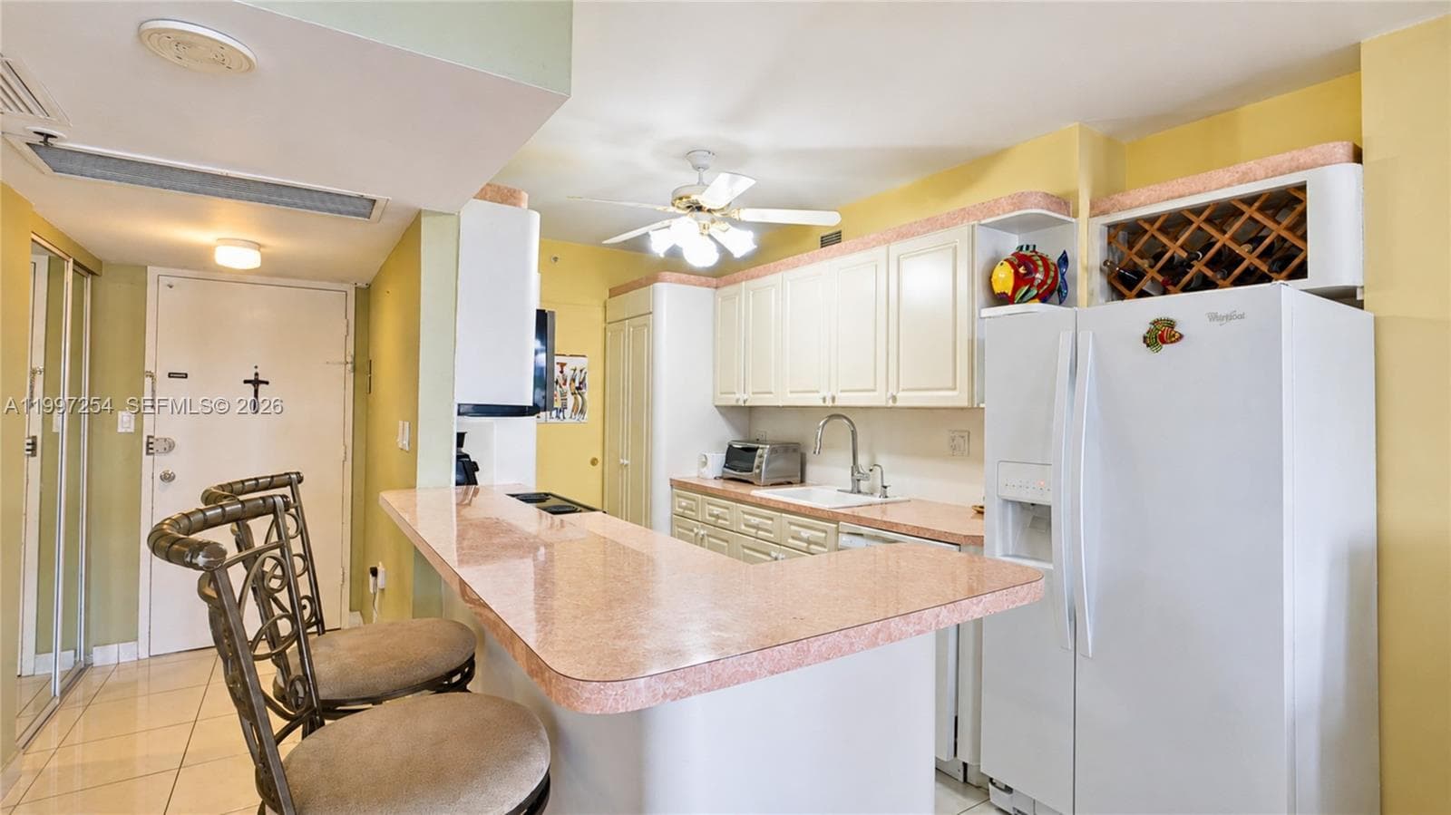 100 Lincoln Rd # 422, Miami Beach FL 33139 — 3