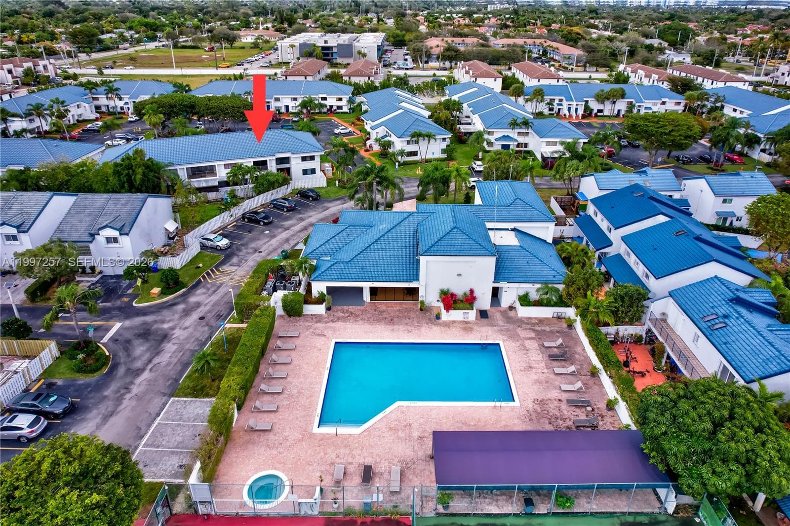 21300 San Simeon Way # K2, Miami FL 33179 — 25