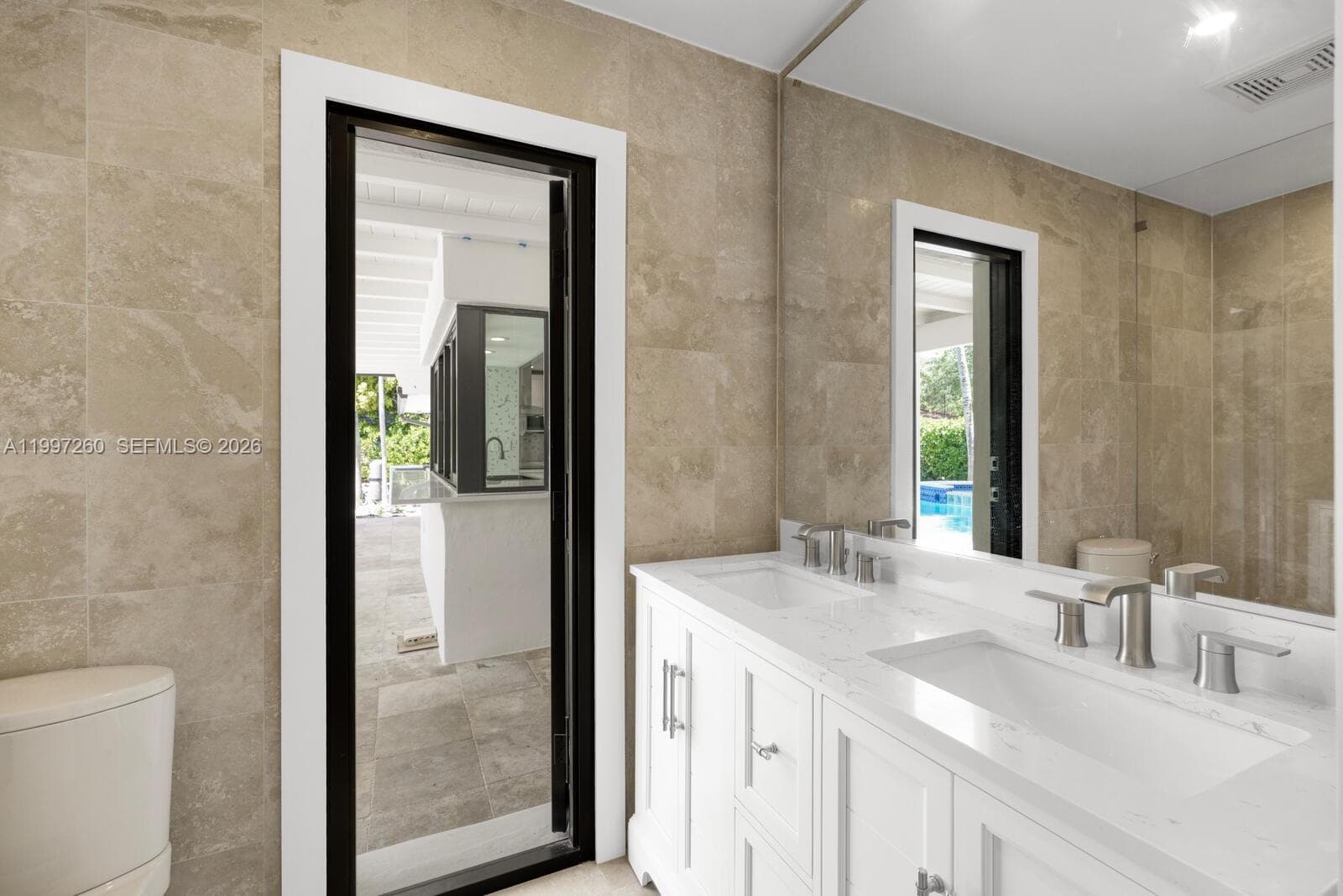 7864 SW 179th Ter, Palmetto Bay FL 33157 — 16
