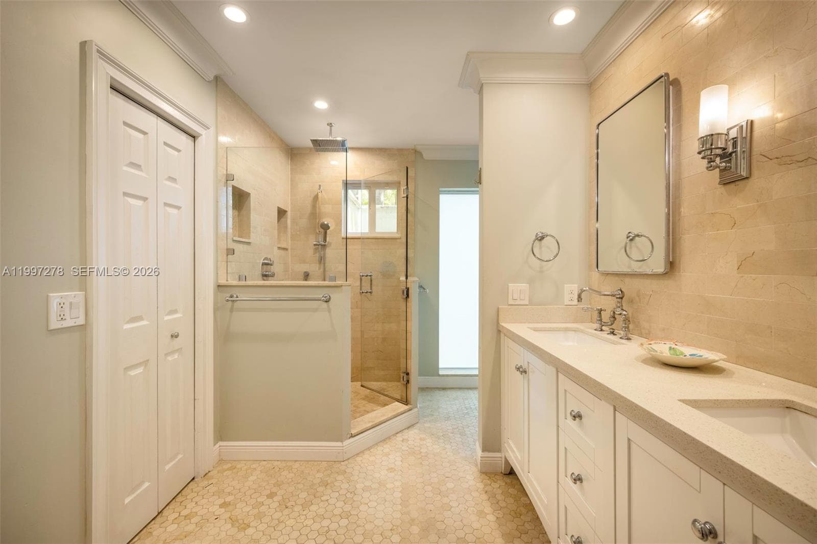 16167 SW 74th Pl, Palmetto Bay FL 33157 — 17