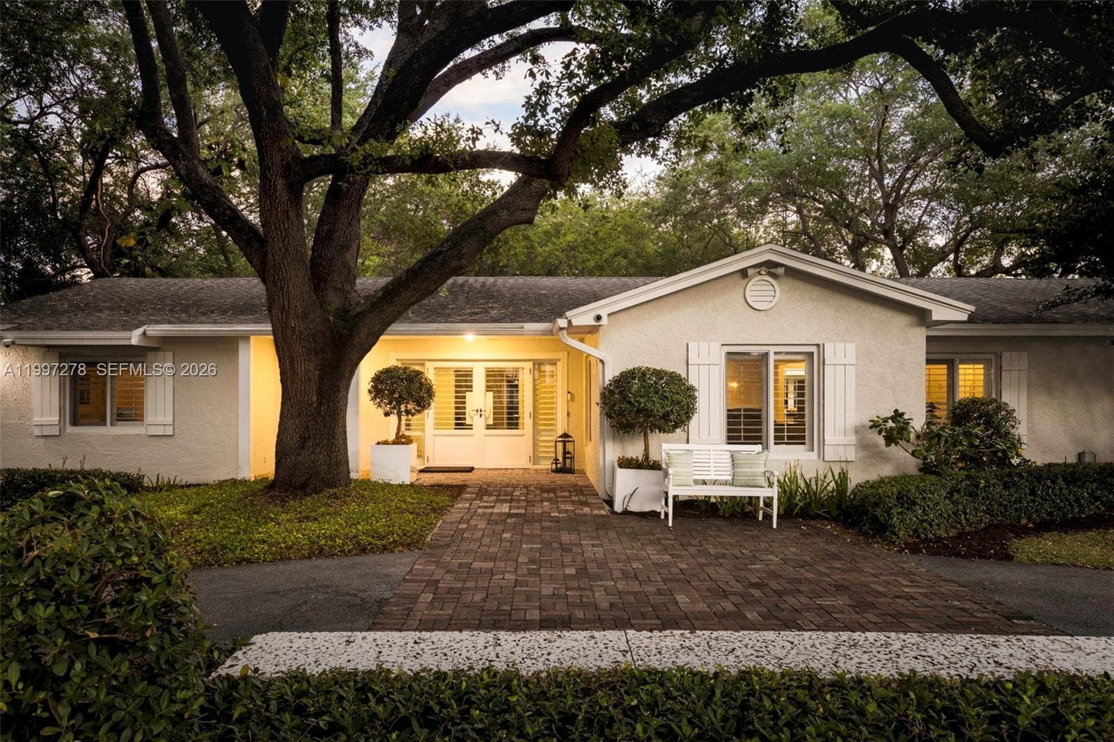 16167 SW 74th Pl, Palmetto Bay FL 33157 — 32