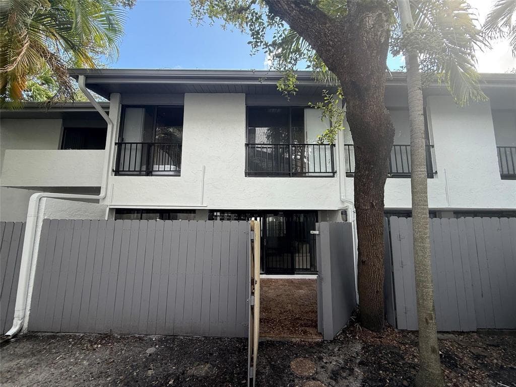 19428 NE 26th Avenue # 103b, Miami FL 33180 — 13