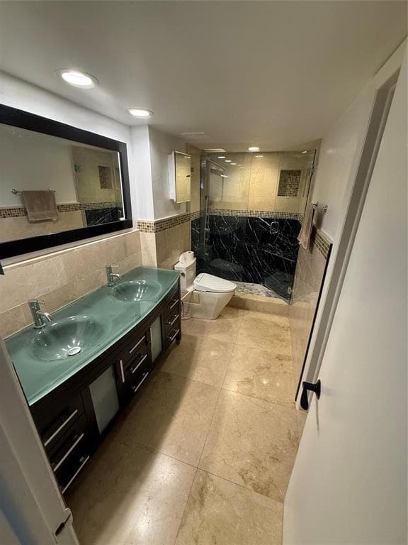 19428 NE 26th Avenue # 103b, Miami FL 33180 — 32