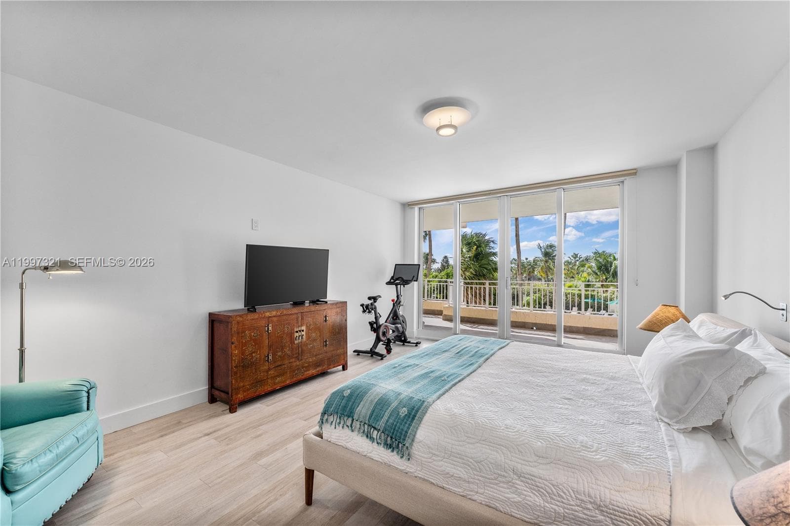 791 Crandon Blvd # 405, Key Biscayne FL 33149 — 16