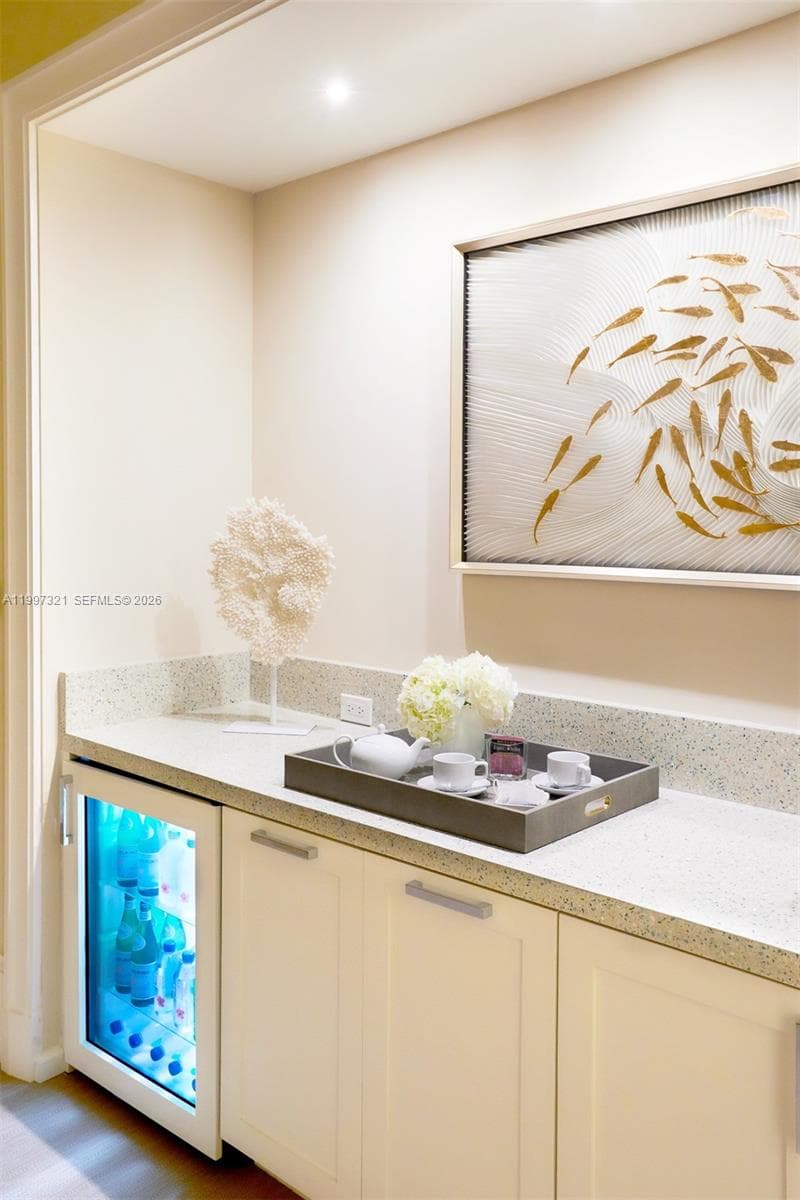 791 Crandon Blvd # 405, Key Biscayne FL 33149 — 59