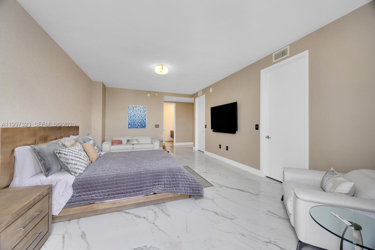 301 Altara Ave, Coral Gables FL 33146 — 32
