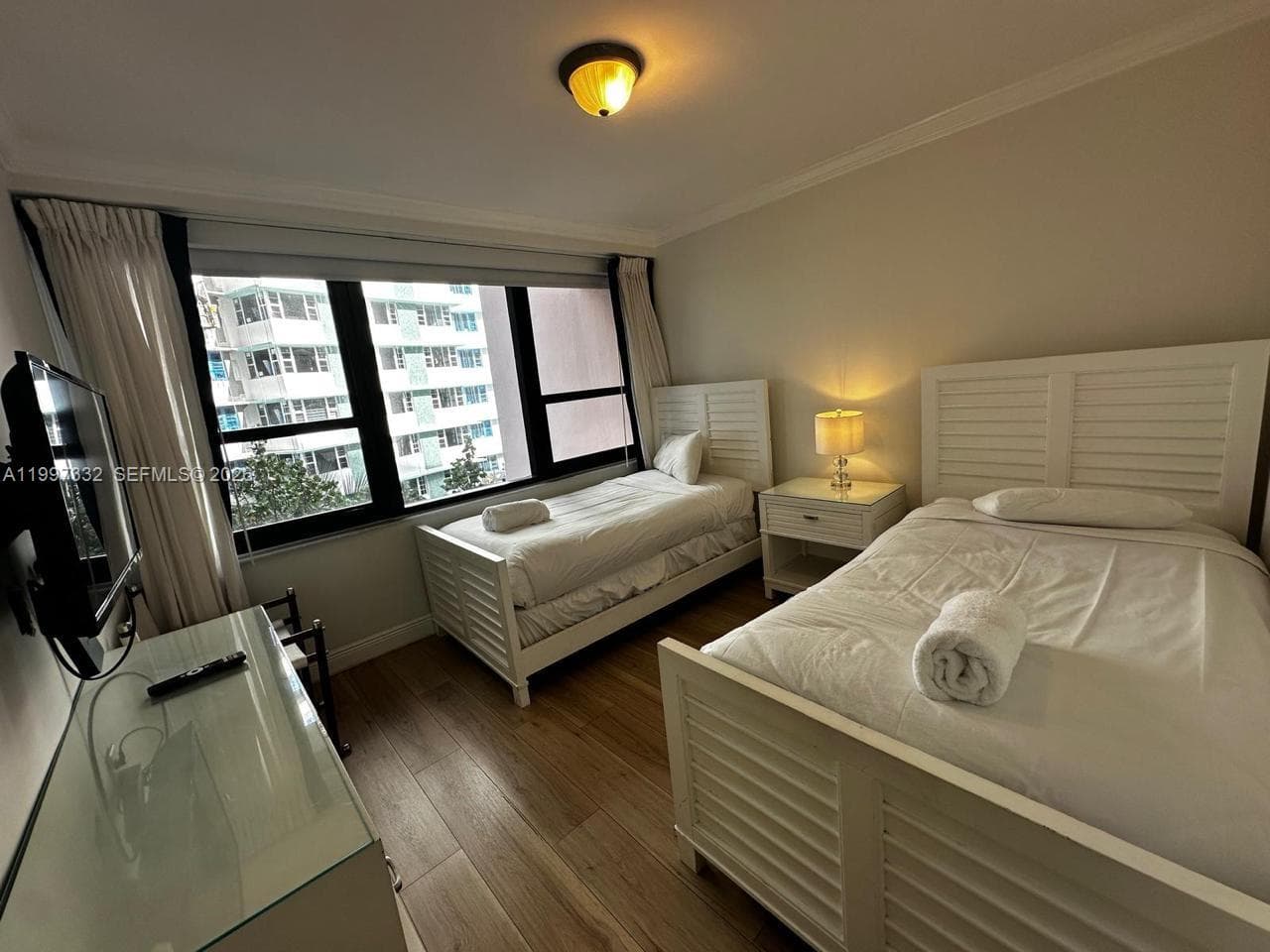5225 Collins Ave # 614, Miami Beach FL 33140 — 3