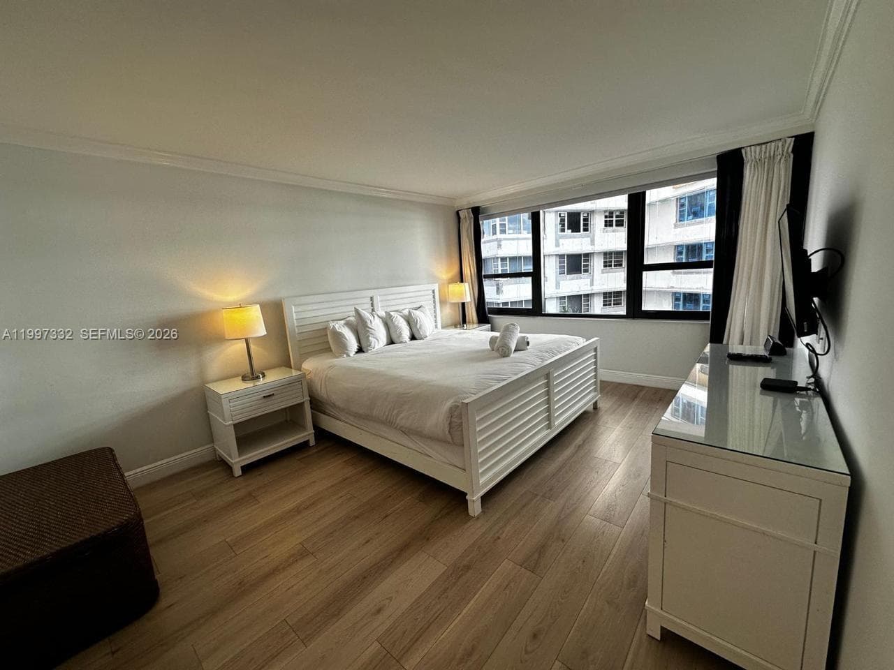 5225 Collins Ave # 614, Miami Beach FL 33140 — 8