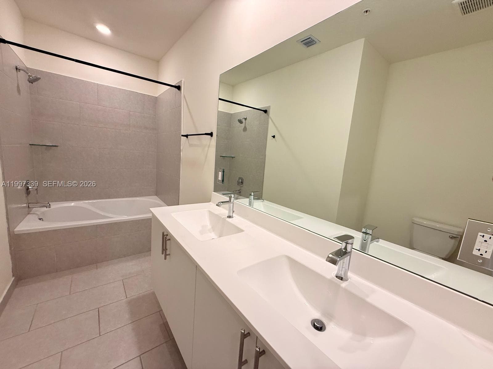 8001 NW 41st St # 305, Doral FL 33166 — 13