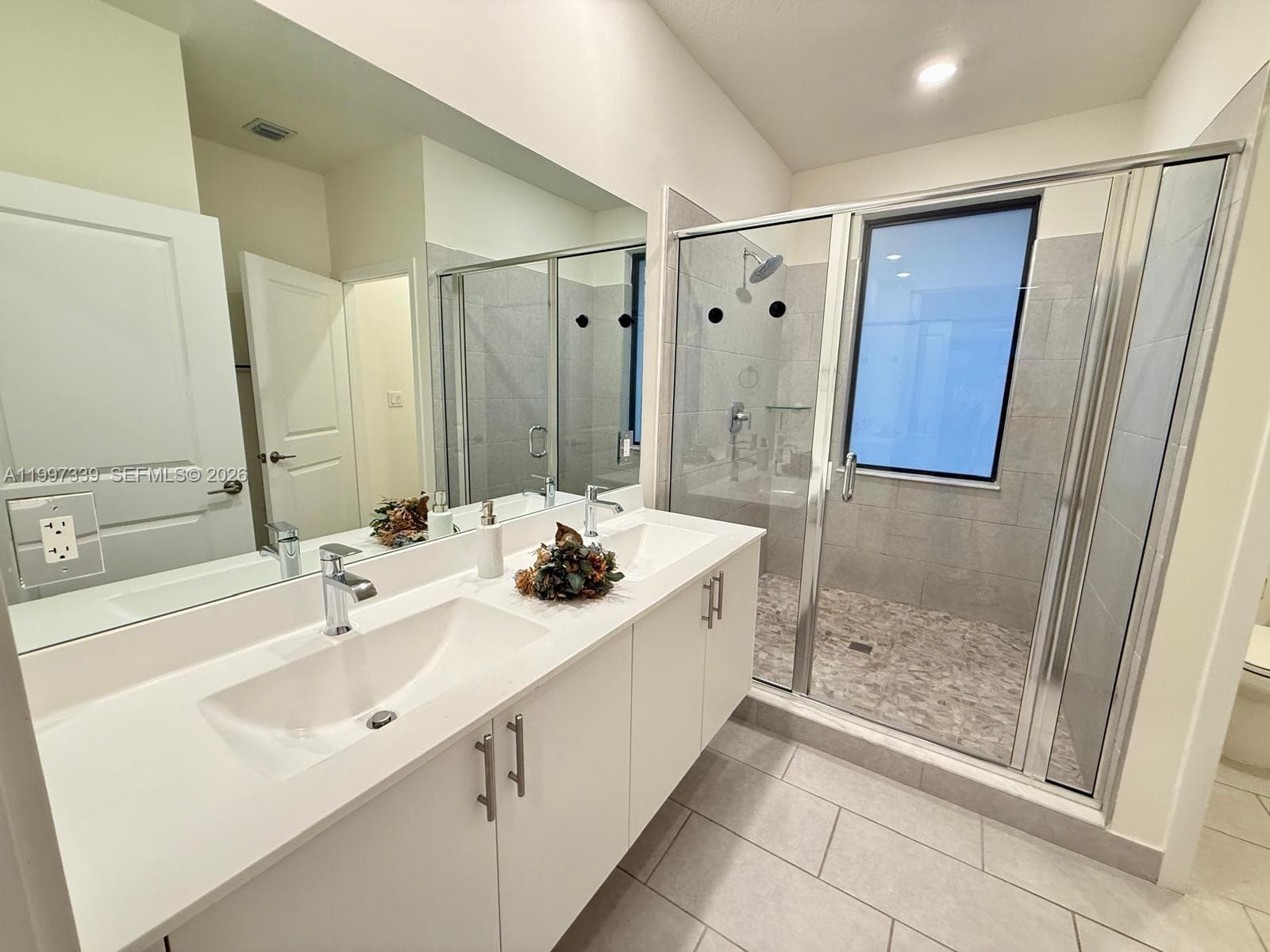 8001 NW 41st St # 305, Doral FL 33166 — 10