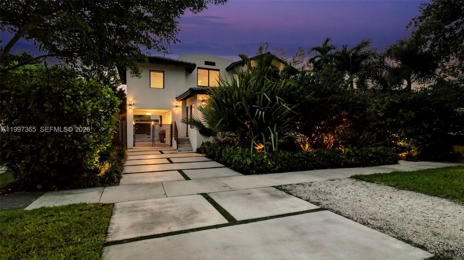 436 NE 88th St, El Portal FL 33138 — 25