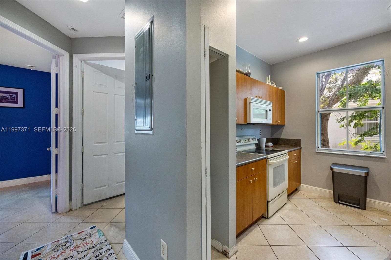 990 NE 42nd Pl, Homestead FL 33033 — 12