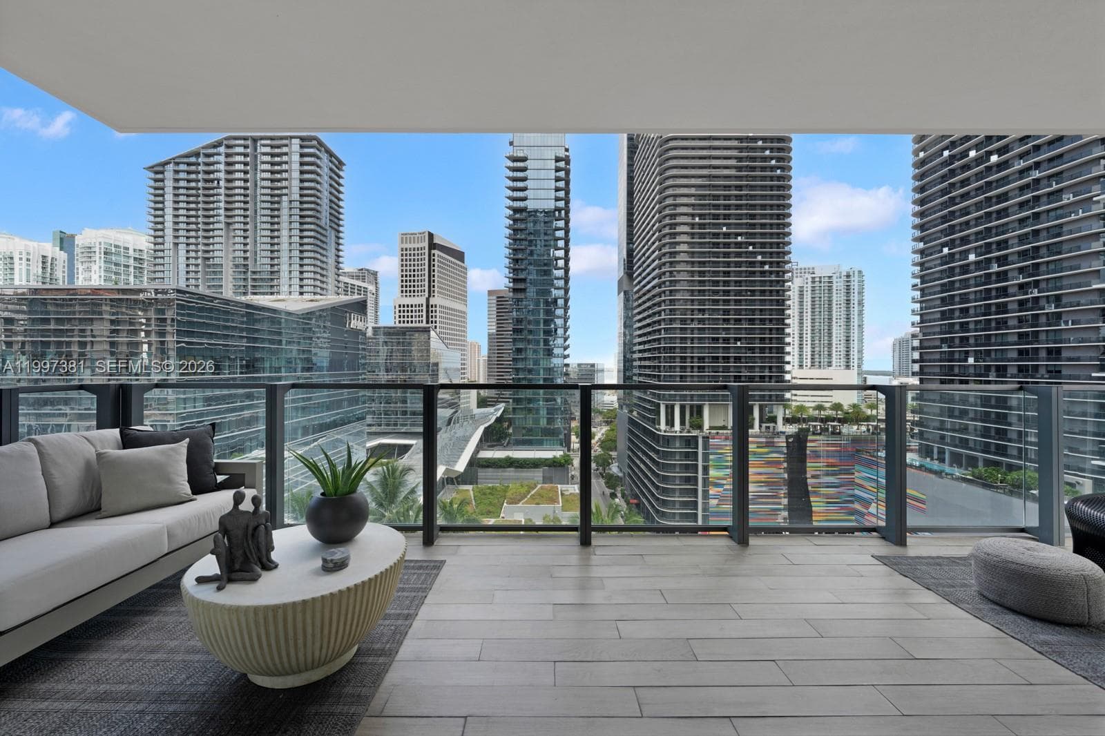 88 SW 7th St # 1401, Miami FL 33130 — 24