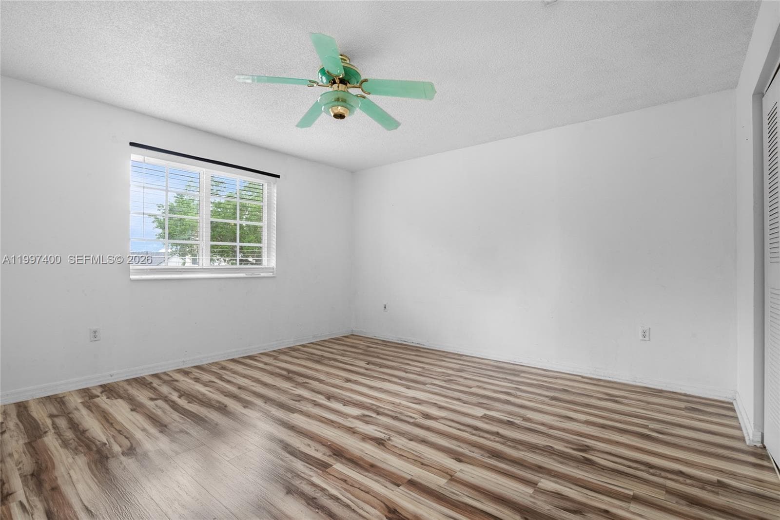 8724 NW 189th Ter, Hialeah FL 33018 — 17