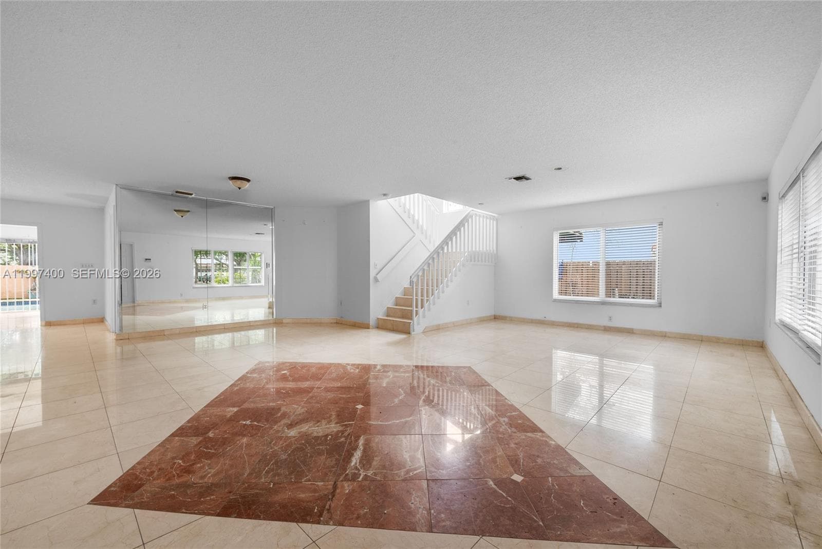 8724 NW 189th Ter, Hialeah FL 33018 — 3