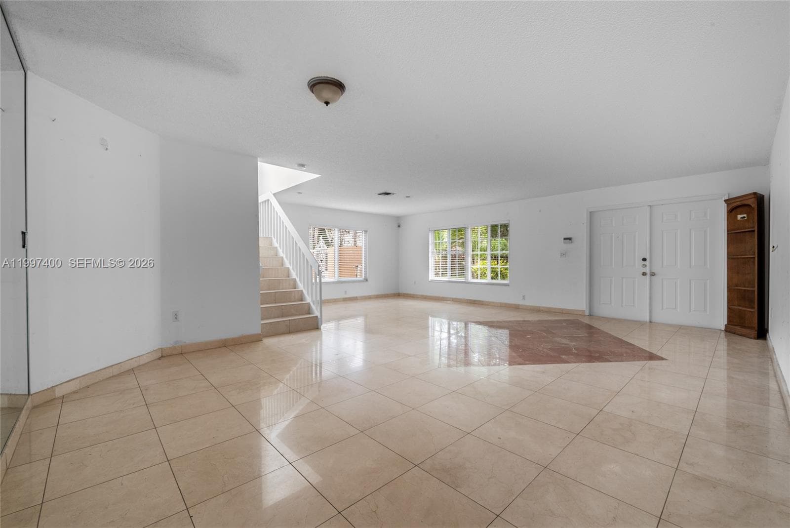 8724 NW 189th Ter, Hialeah FL 33018 — 4