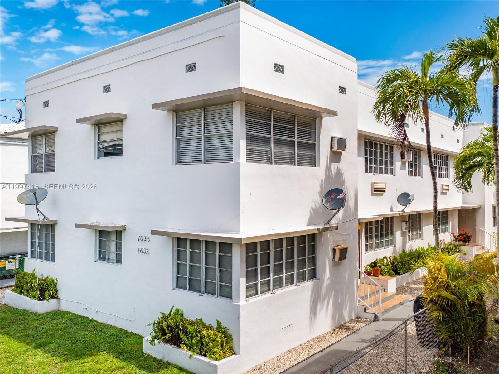 7635 Dickens Ave, Miami Beach FL 33141 — 1