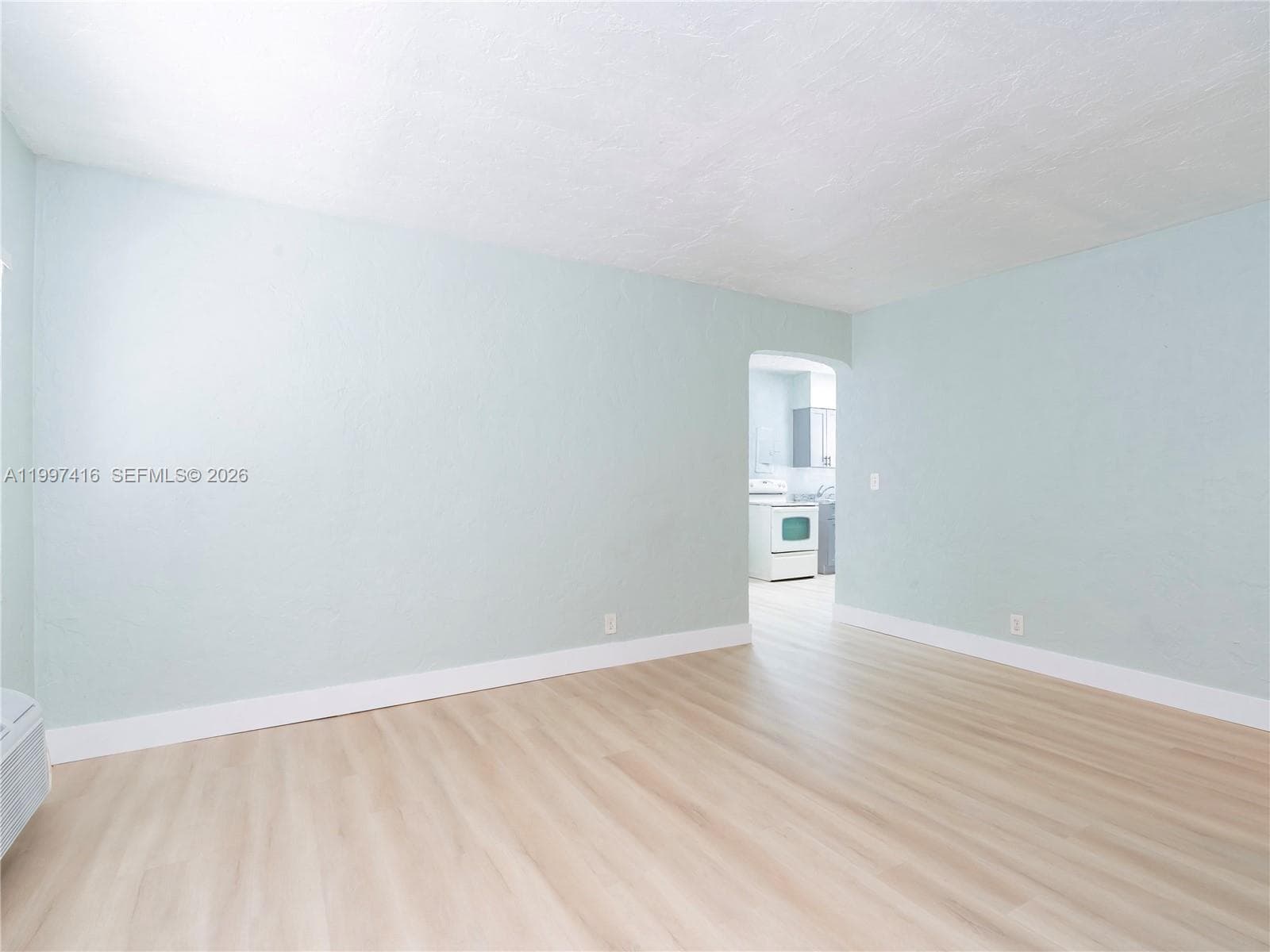 7635 Dickens Ave, Miami Beach FL 33141 — 5