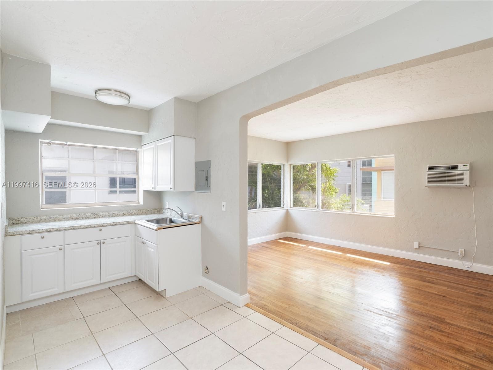 7635 Dickens Ave, Miami Beach FL 33141 — 11