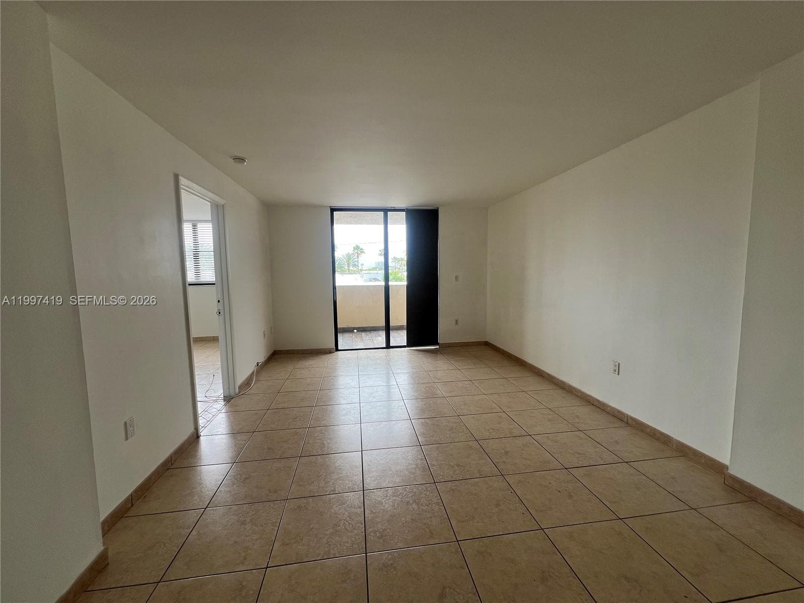 7125 Bay Dr # 301, Miami Beach FL 33141 — 6