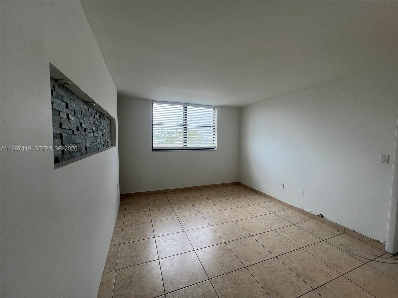 7125 Bay Dr # 301, Miami Beach FL 33141 — 16