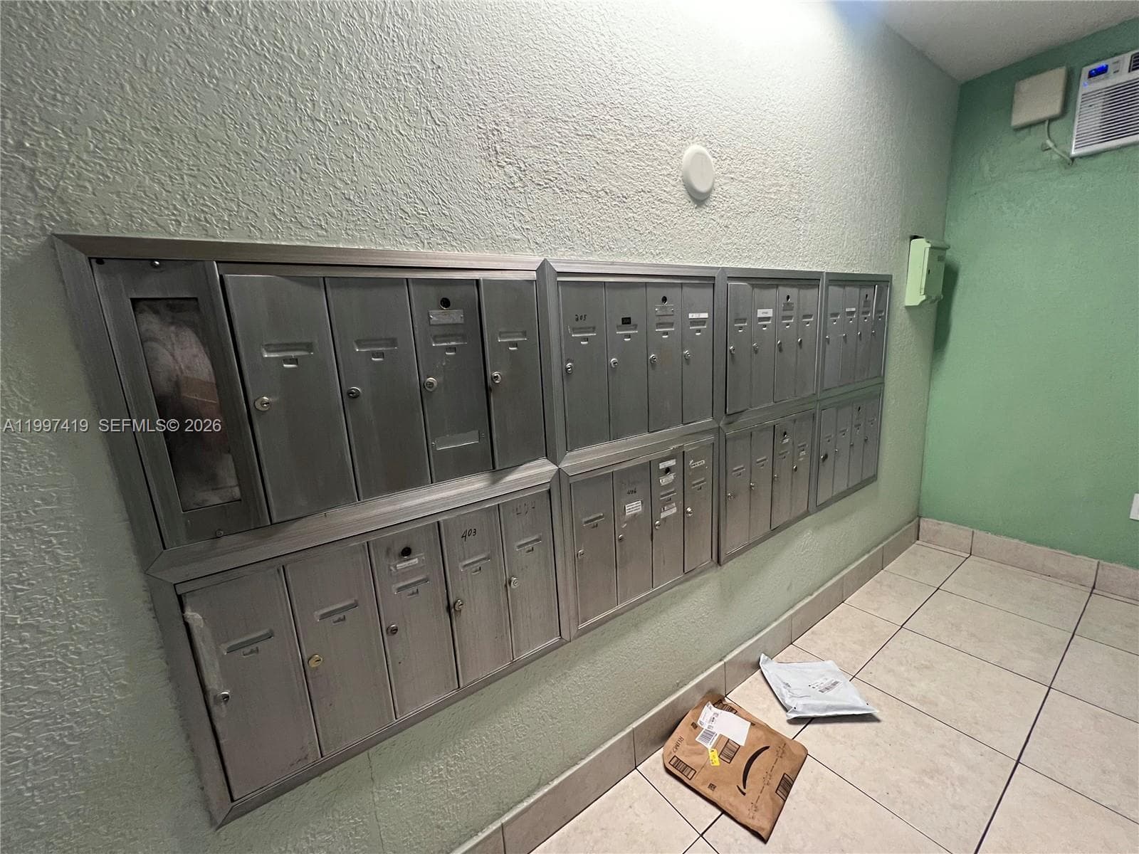 7125 Bay Dr # 301, Miami Beach FL 33141 — 28