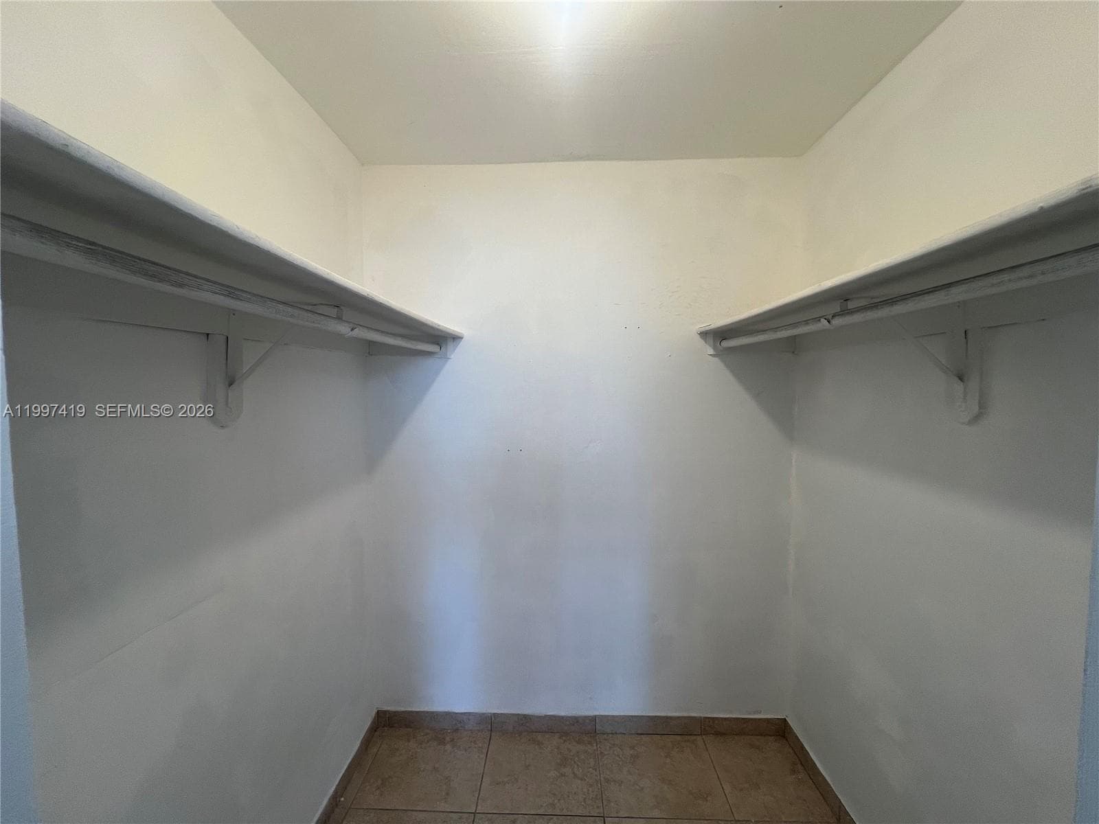 7125 Bay Dr # 301, Miami Beach FL 33141 — 18