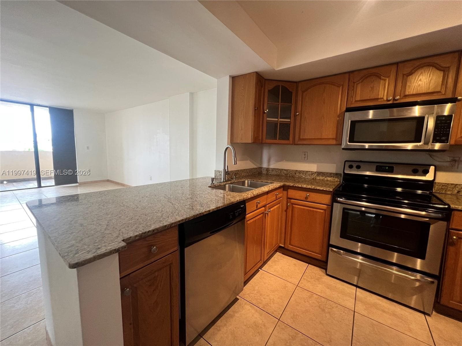 7125 Bay Dr # 301, Miami Beach FL 33141 — 4