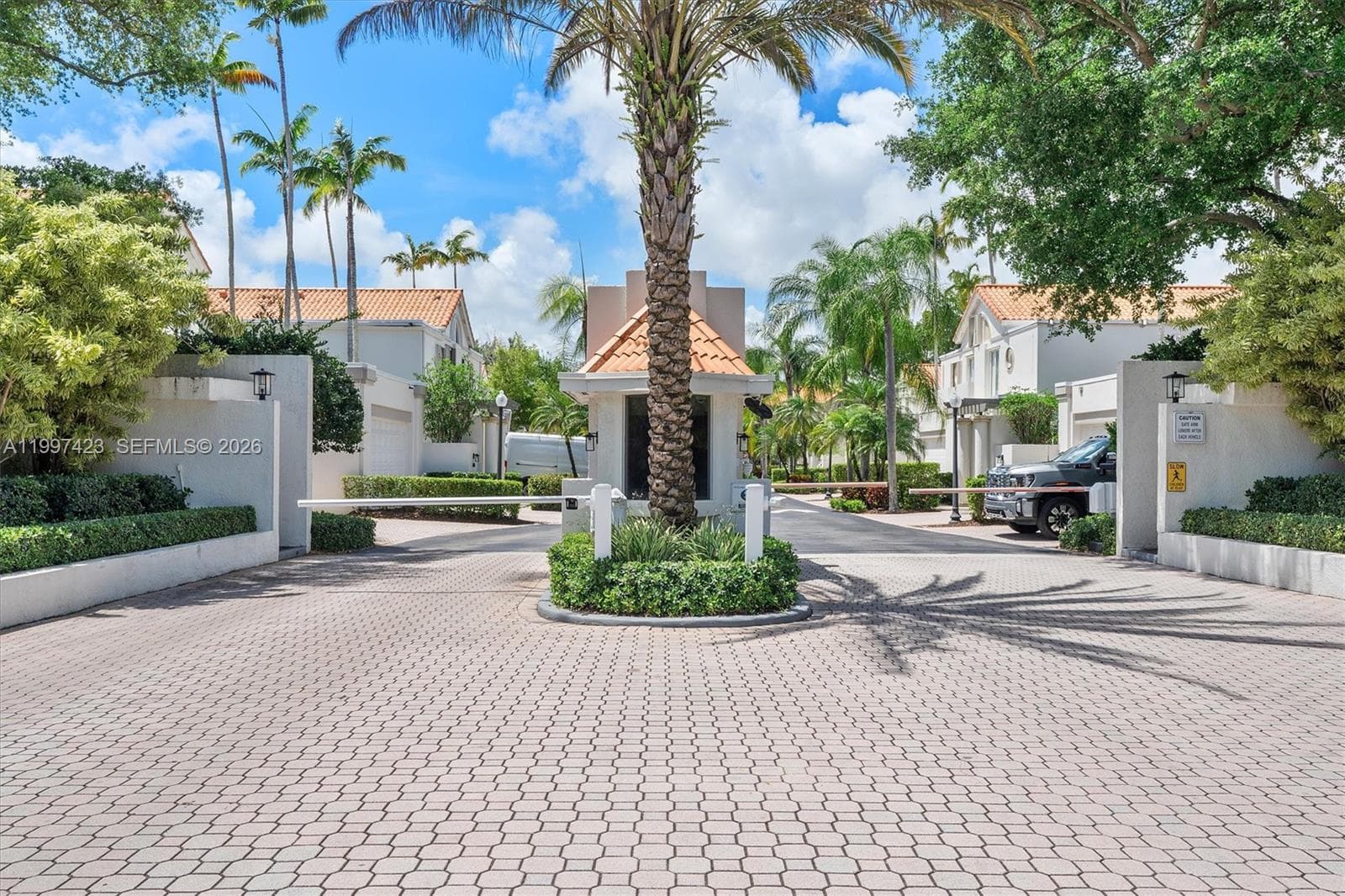 6720 SW 88th Ter, Pinecrest FL 33156 — 39