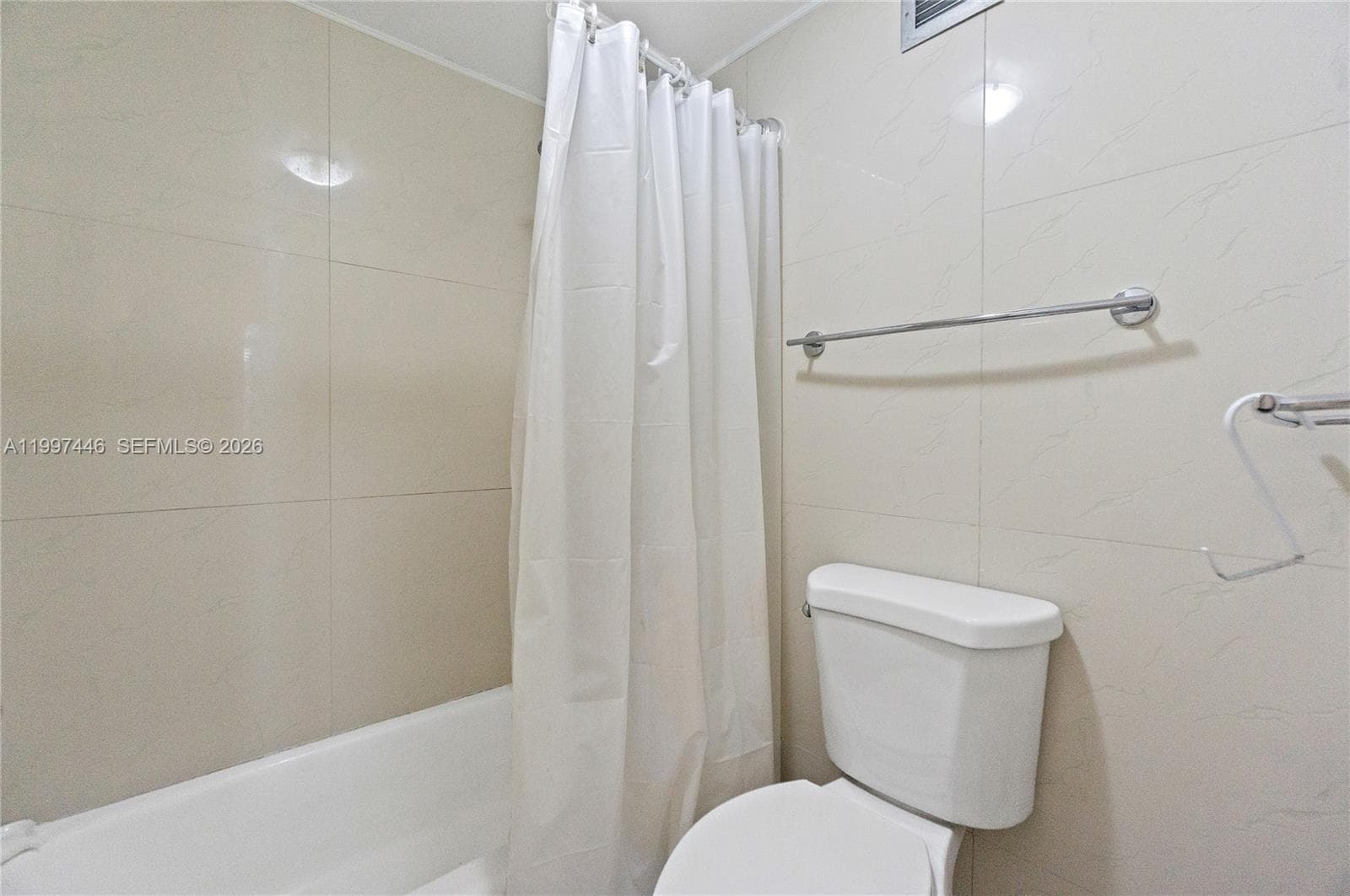 100 Lincoln Rd # 638, Miami Beach FL 33139 — 12