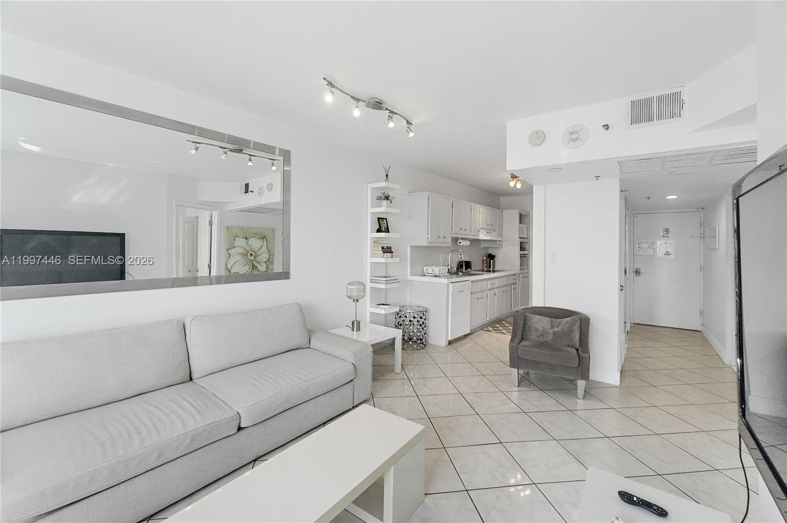 100 Lincoln Rd # 638, Miami Beach FL 33139 — 5