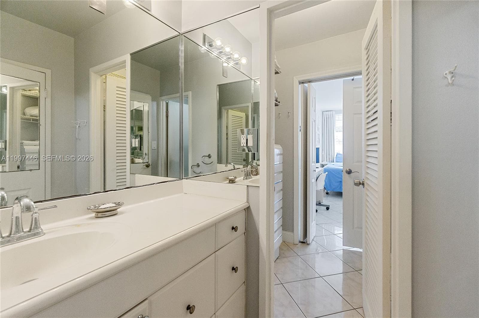 100 Lincoln Rd # 638, Miami Beach FL 33139 — 11