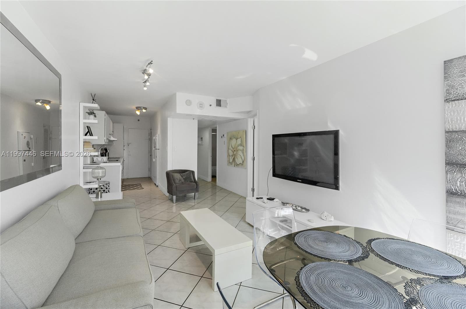 100 Lincoln Rd # 638, Miami Beach FL 33139 — 8