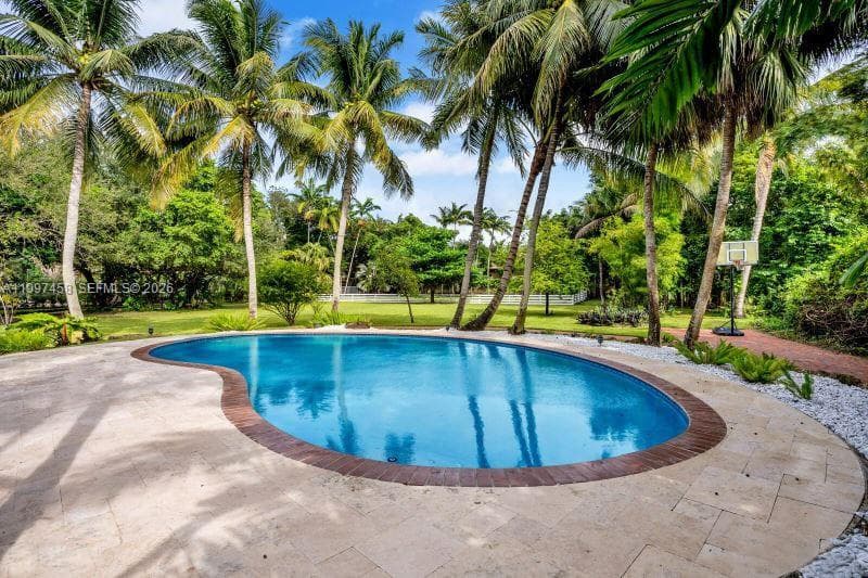 7405 SW 79th Ct, Miami FL 33143 — 14
