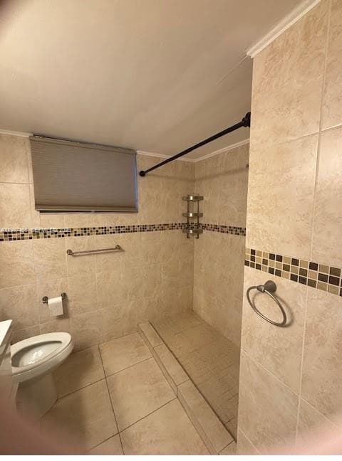 1680 NE 191st St # 2, Miami FL 33179 — 14