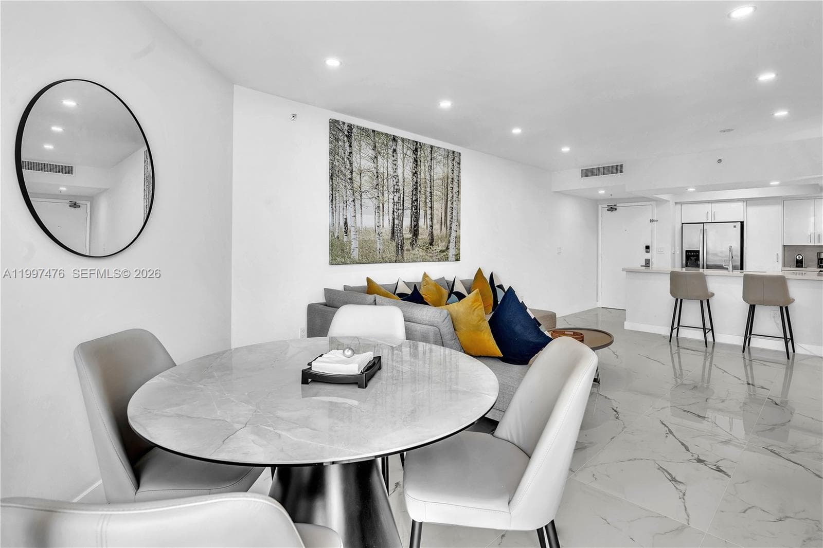 17375 Collins Ave # 1703, Sunny Isles Beach FL 33160 — 33