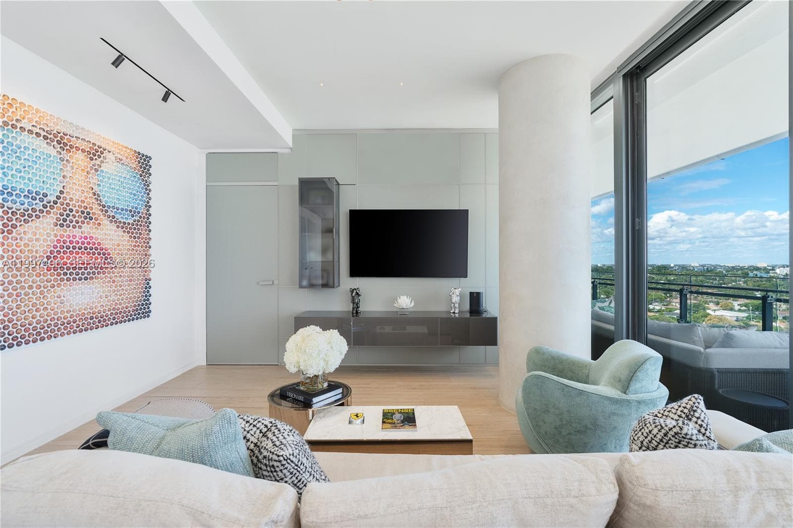 8701 Collins Ave # 1103, Miami Beach FL 33154 — 9