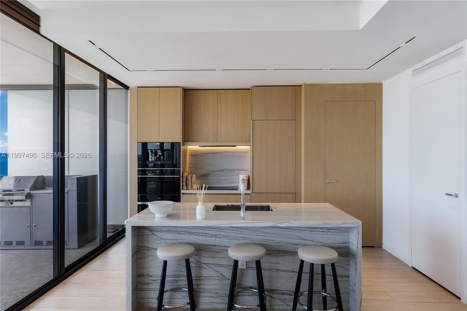 8701 Collins Ave # 1103, Miami Beach FL 33154 — 14