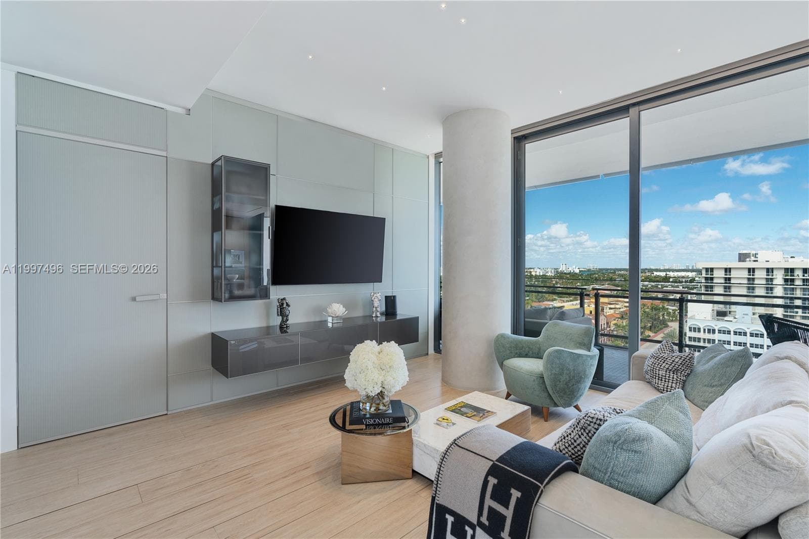 8701 Collins Ave # 1103, Miami Beach FL 33154 — 8
