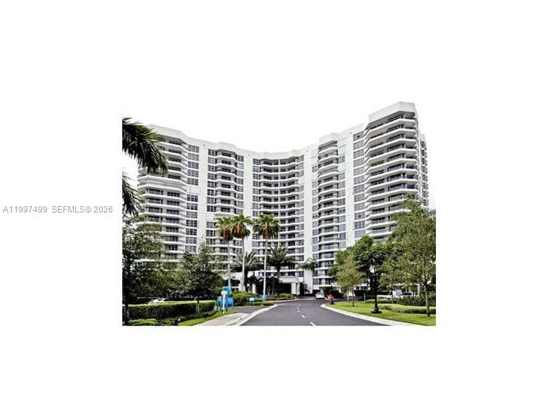 3600 MYSTIC POINTE DR # 1504, Aventura FL 33180 — 2