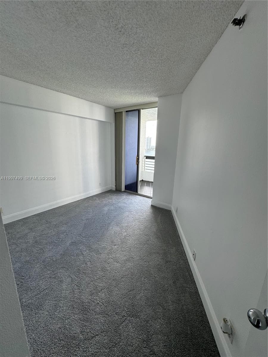 3600 MYSTIC POINTE DR # 1504, Aventura FL 33180 — 17
