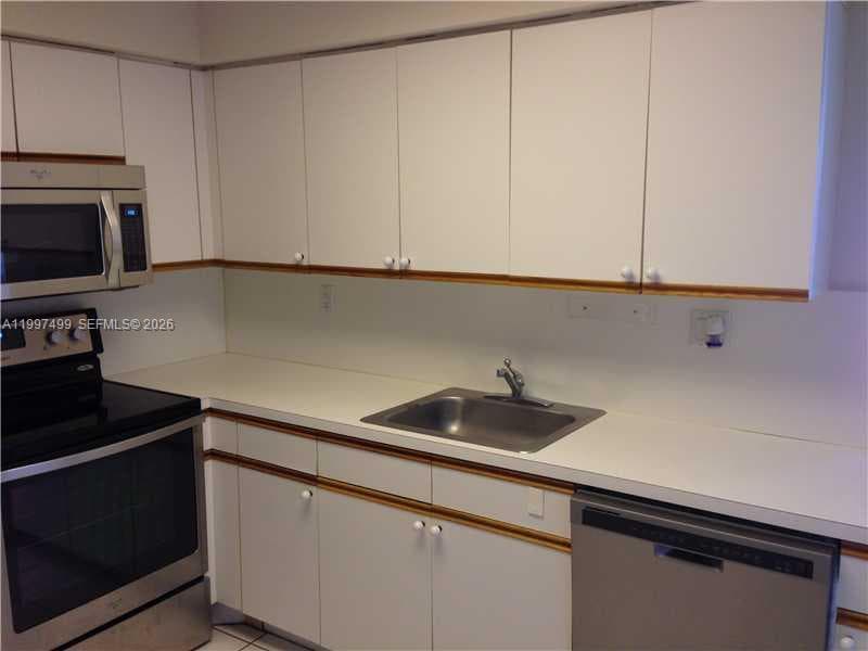 3600 MYSTIC POINTE DR # 1504, Aventura FL 33180 — 16