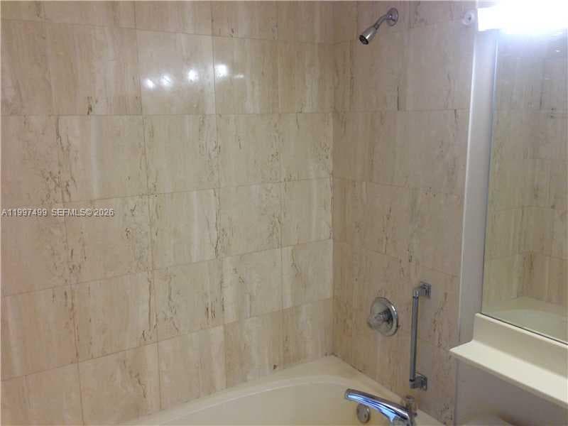 3600 MYSTIC POINTE DR # 1504, Aventura FL 33180 — 20