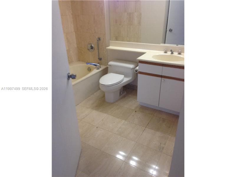 3600 MYSTIC POINTE DR # 1504, Aventura FL 33180 — 19