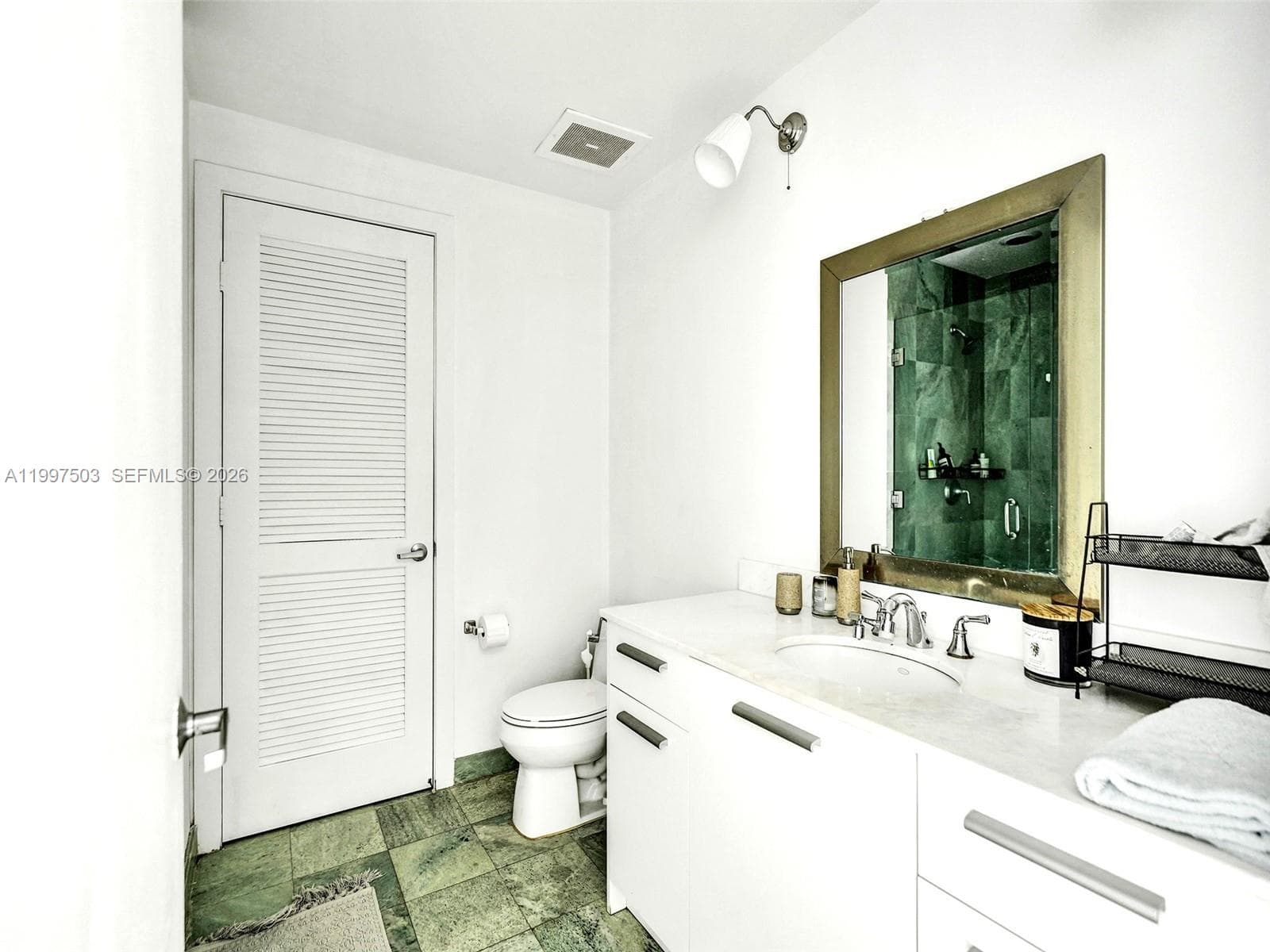1050 Brickell Ave # 2722, Miami FL 33131 — 10