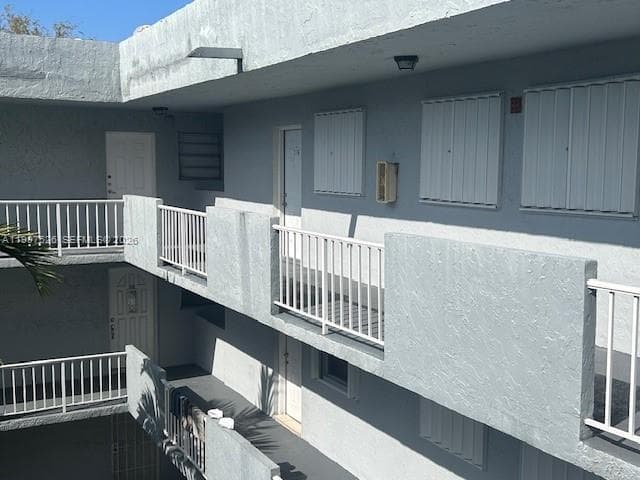 1725 W 60th St # F316, Hialeah FL 33012 — 18