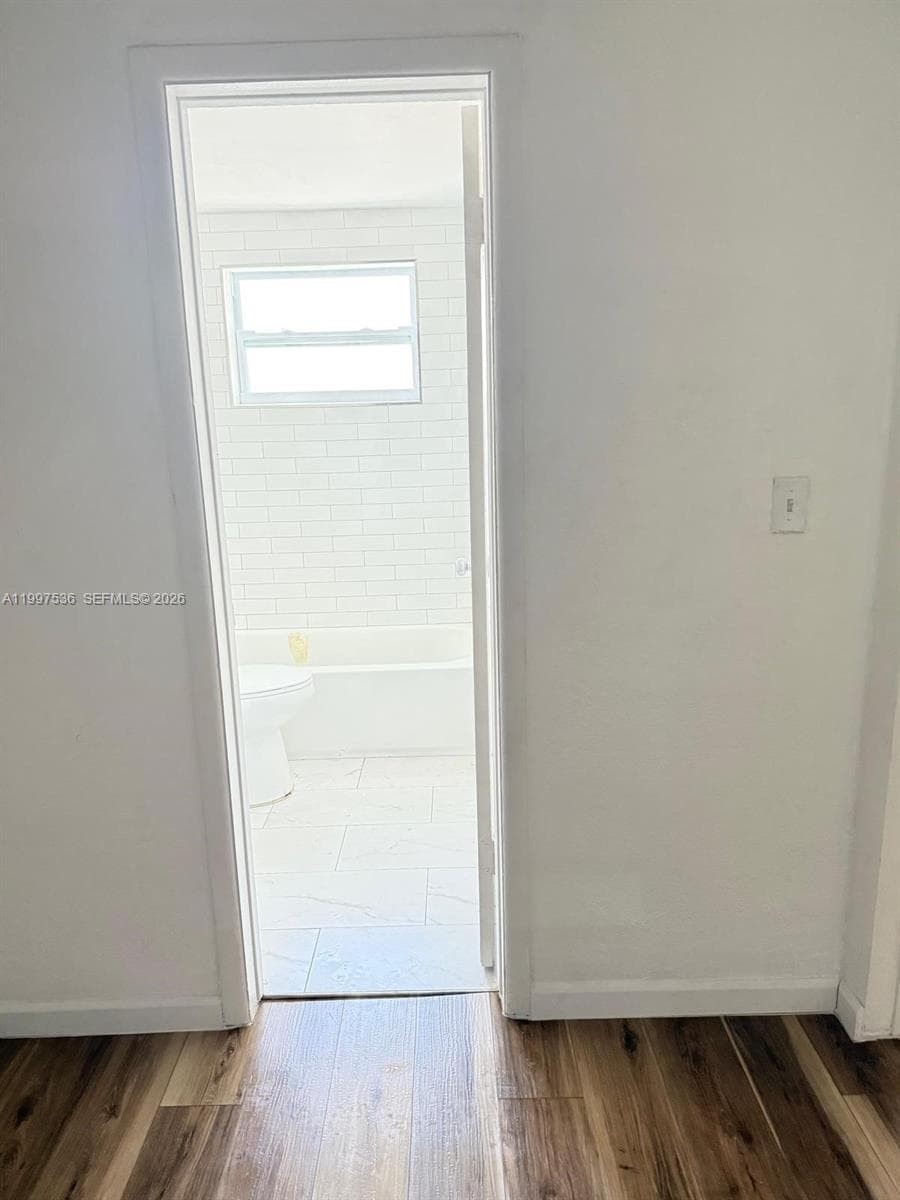 655 Meridian Ave # 2, Miami Beach FL 33139 — 9