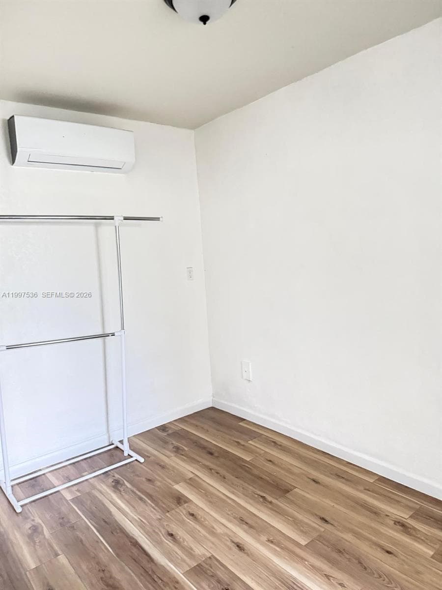 655 Meridian Ave # 2, Miami Beach FL 33139 — 10