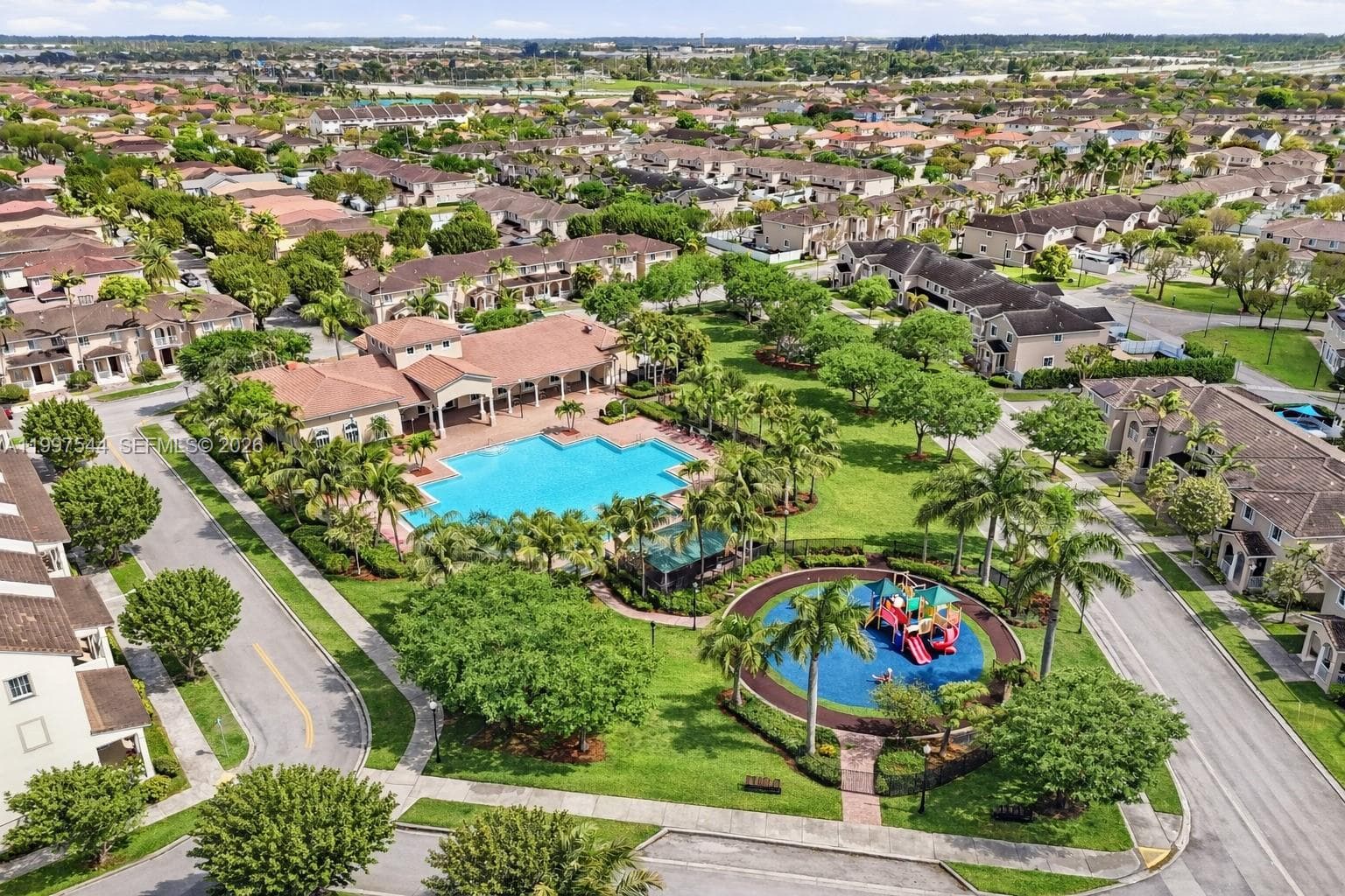 27534 SW 140 Avenue, Homestead FL 33032 — 32
