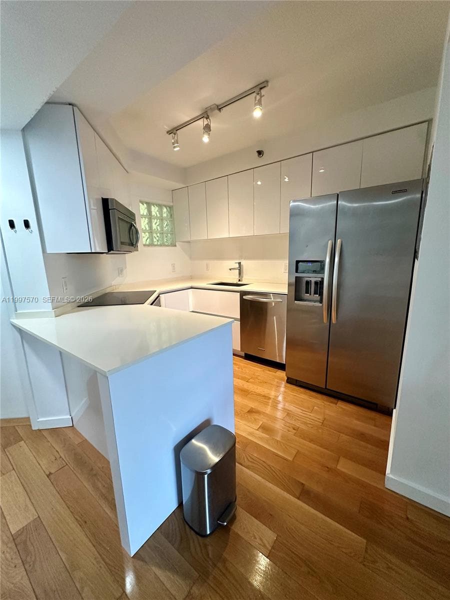 9156 Collins Ave # 202, Surfside FL 33154 — 10